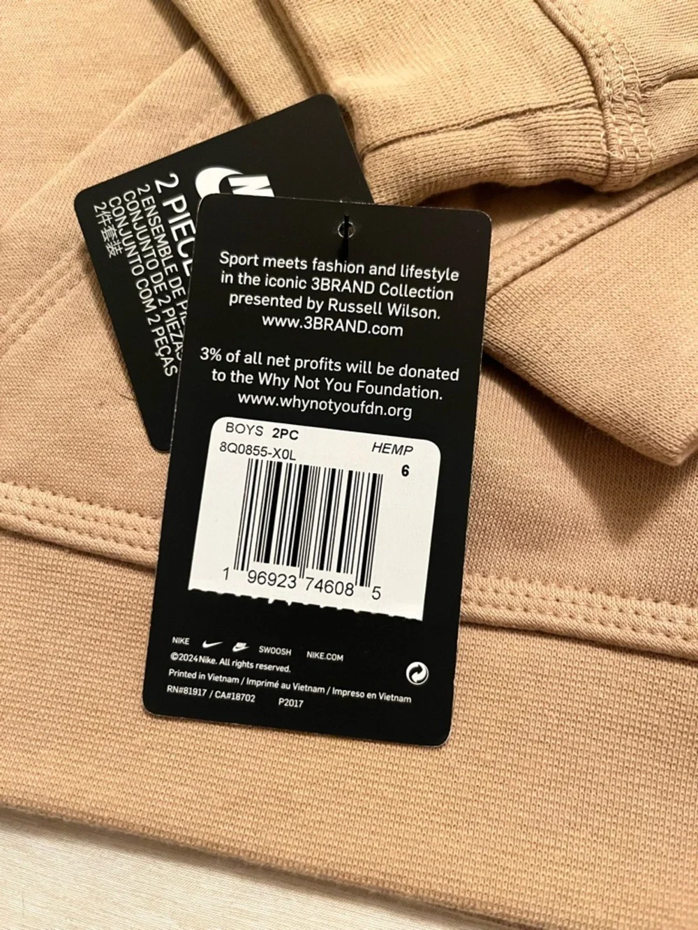 Nike kids sweatsuit - Picture 2 of 5